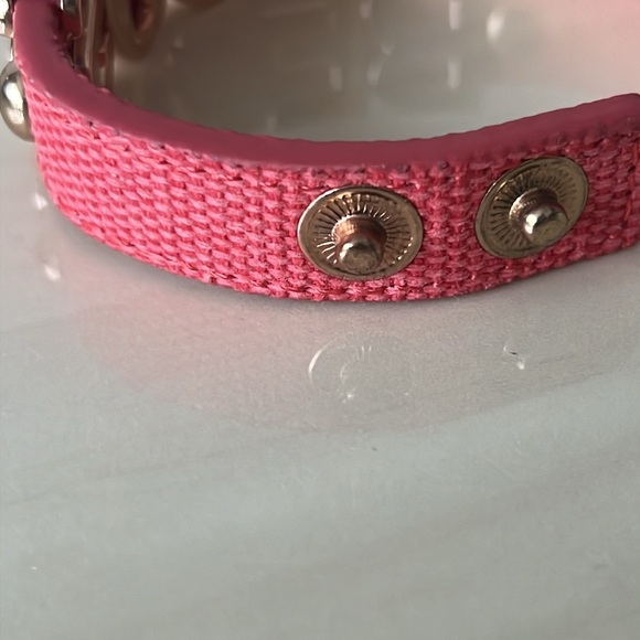 BCBGeneration Besos Affirmation Bracelet - Picture 4 of 8